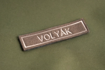 Egyedi<br/>névfelvarró