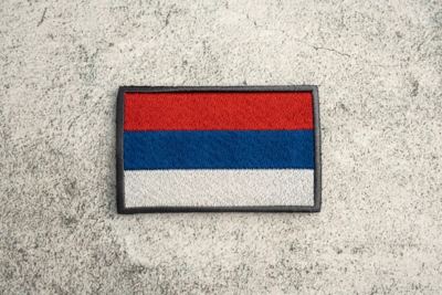 Felvarró<br>szerb zászló