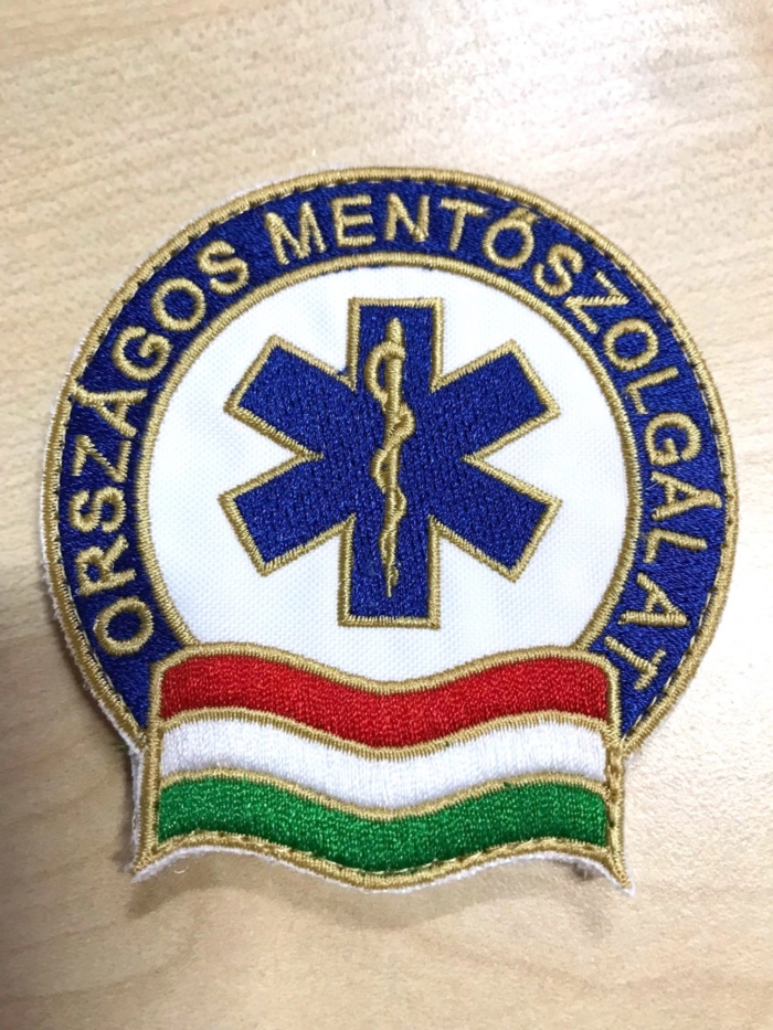 EGYENRUHÁSOK, EGÉSZSÉGÜGY